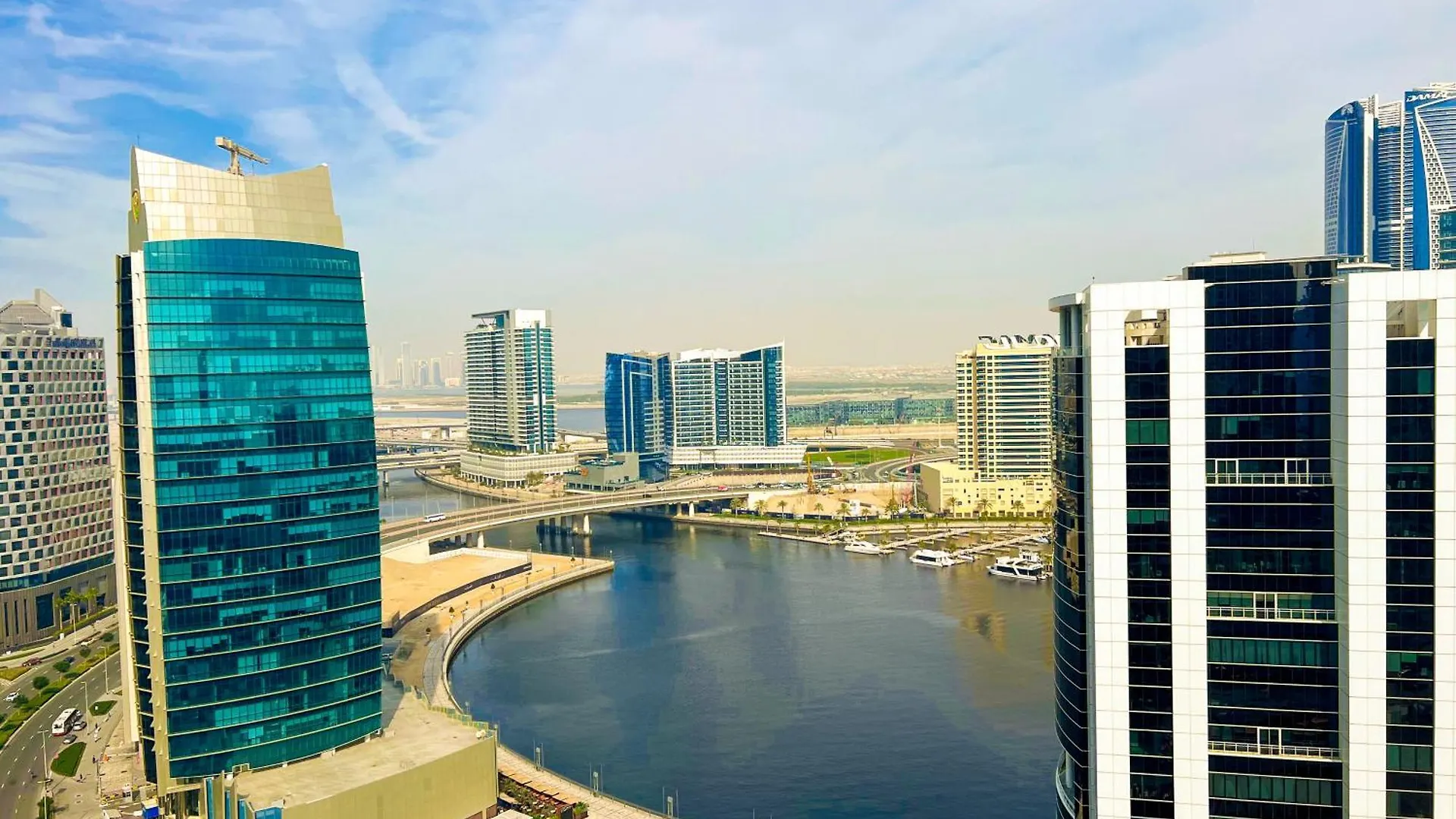 Mag318, Modern Studio Apartment With Great Amenities And Canal View, 5Min Walk To Dubai Mall